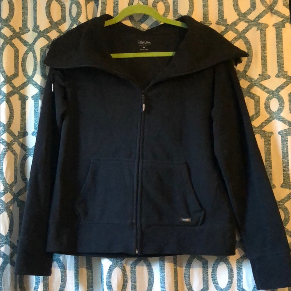 BUNDLE 3/$20 Calvin Klein performance fleece